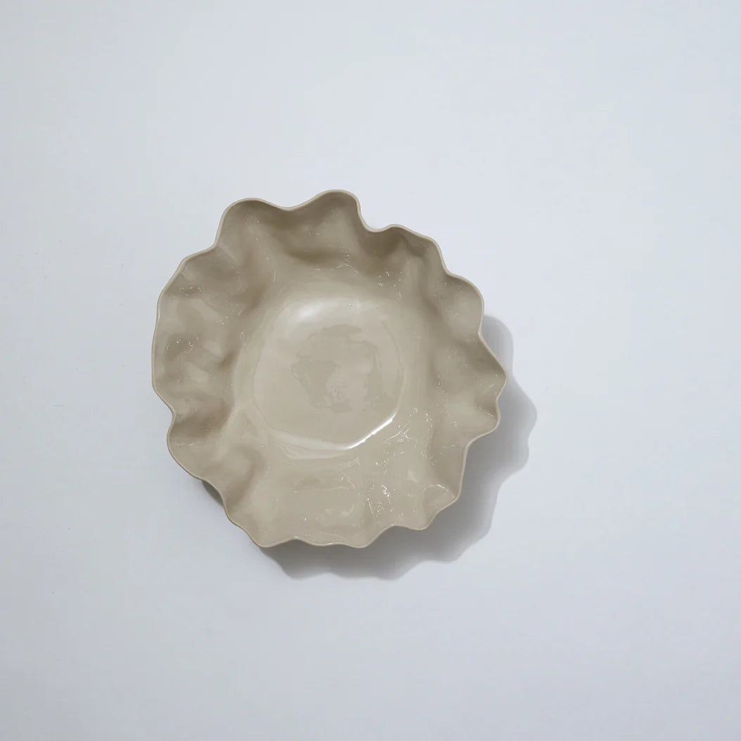 RUFFLE BOWL CHALK WHITE (L)