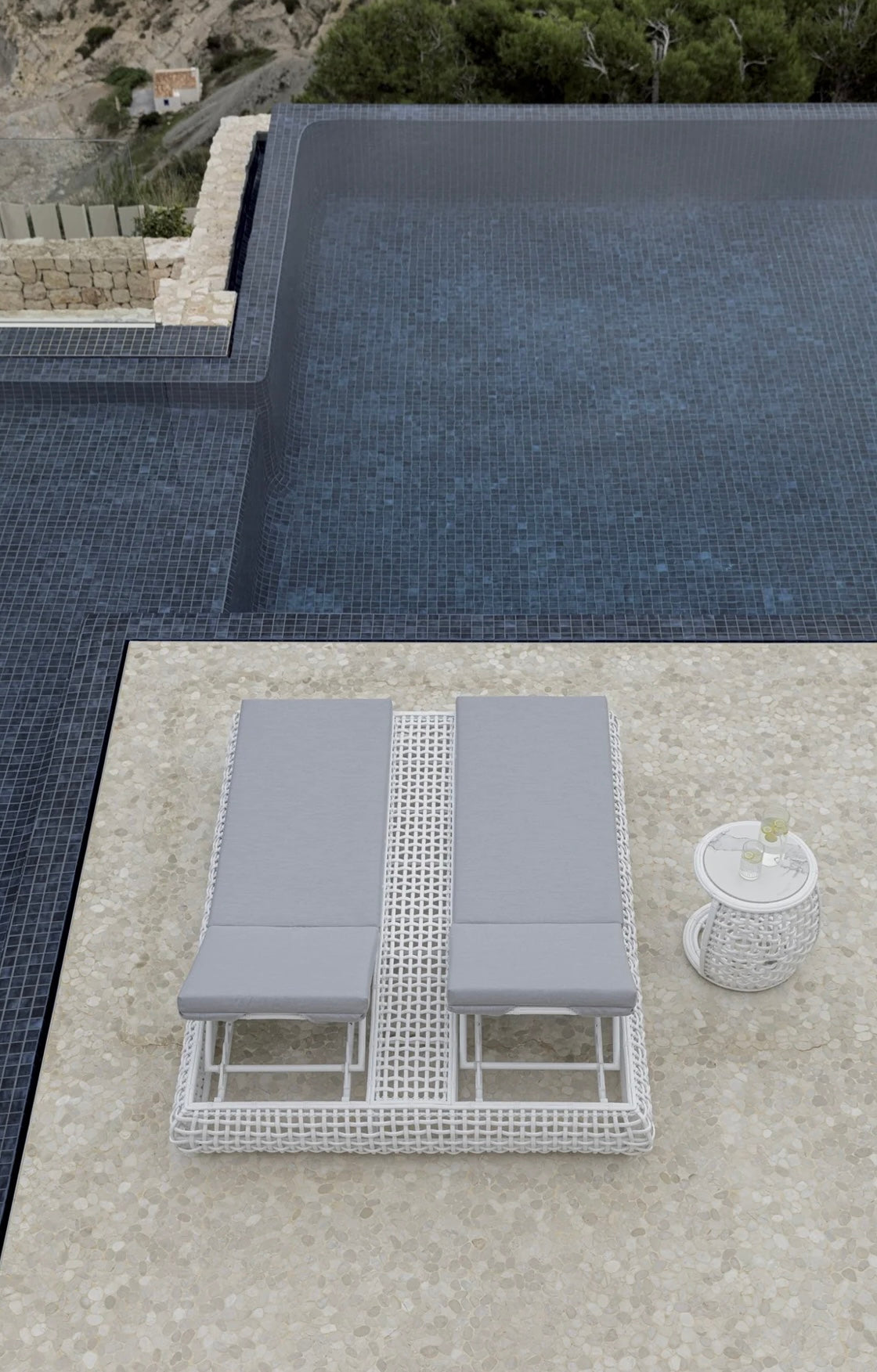 Dynasty Double Lounger