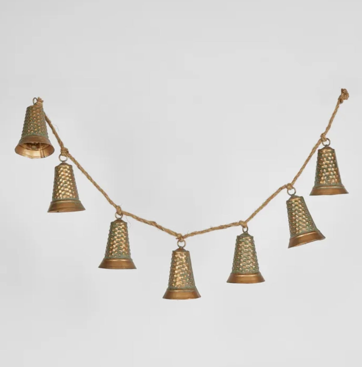 HANGING BELL GARLAND BRONZE