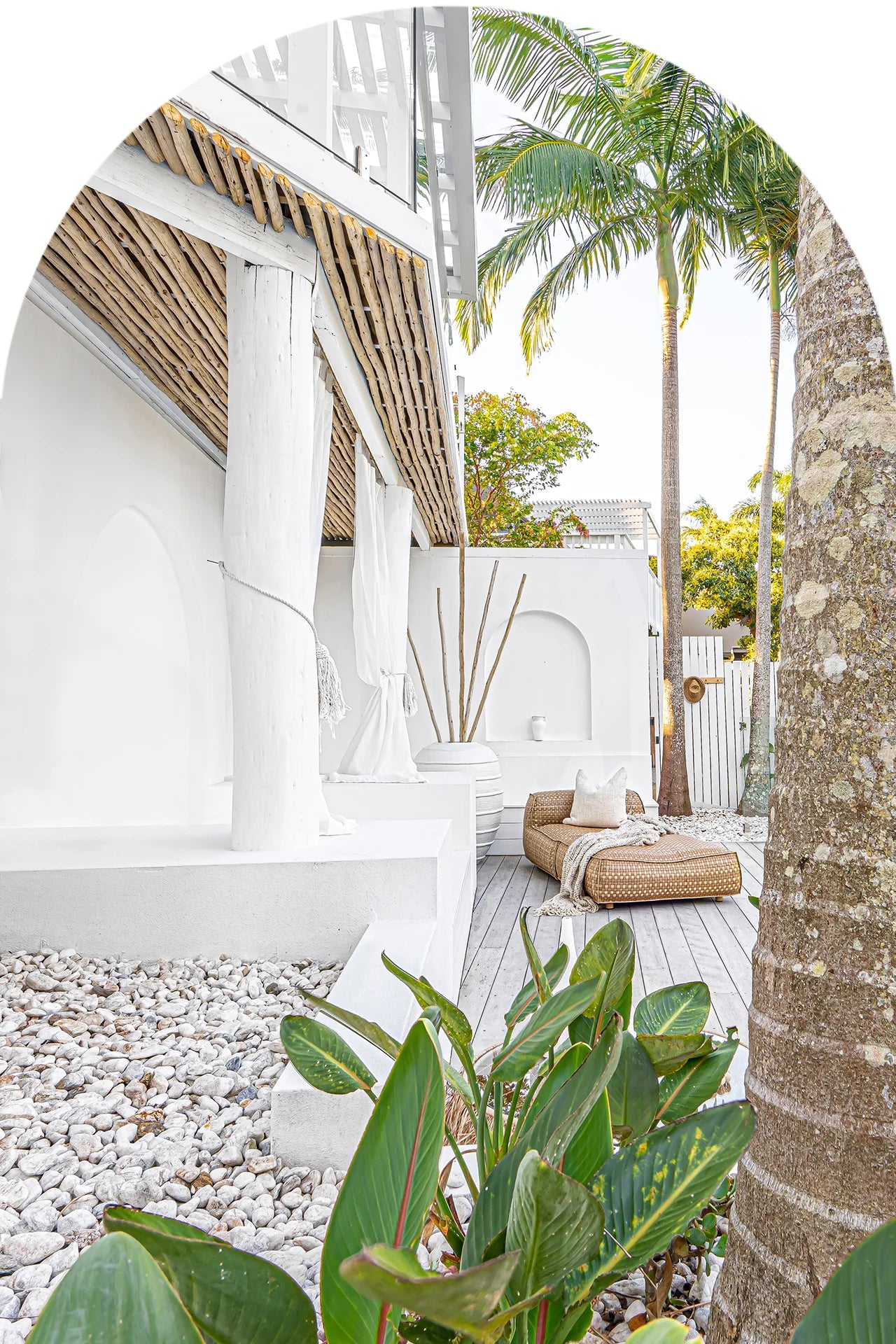 MASEKELA OTTOMAN | FULL OUTDOOR