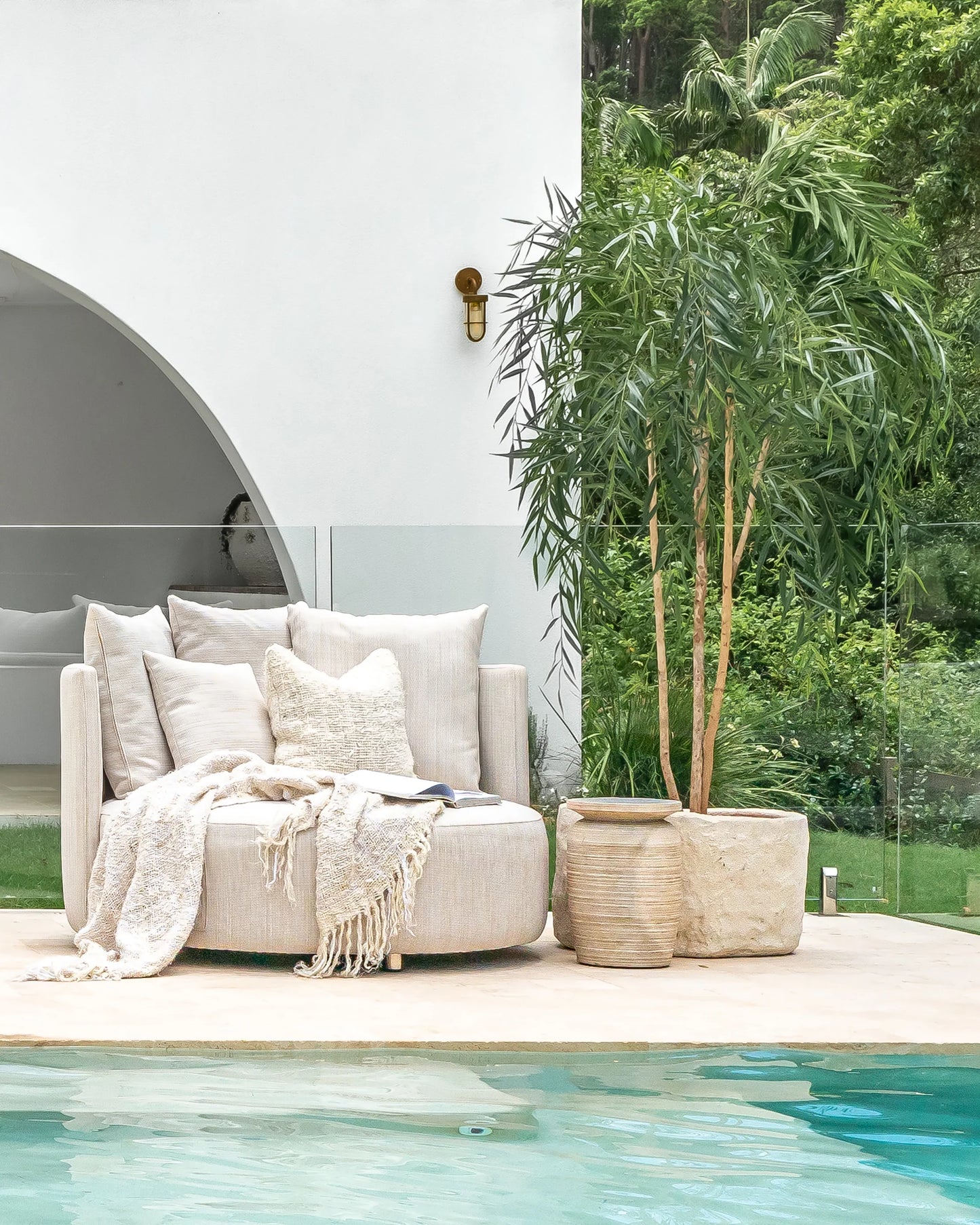 BONZA BAY OUTDOOR LOUNGER | LATTE