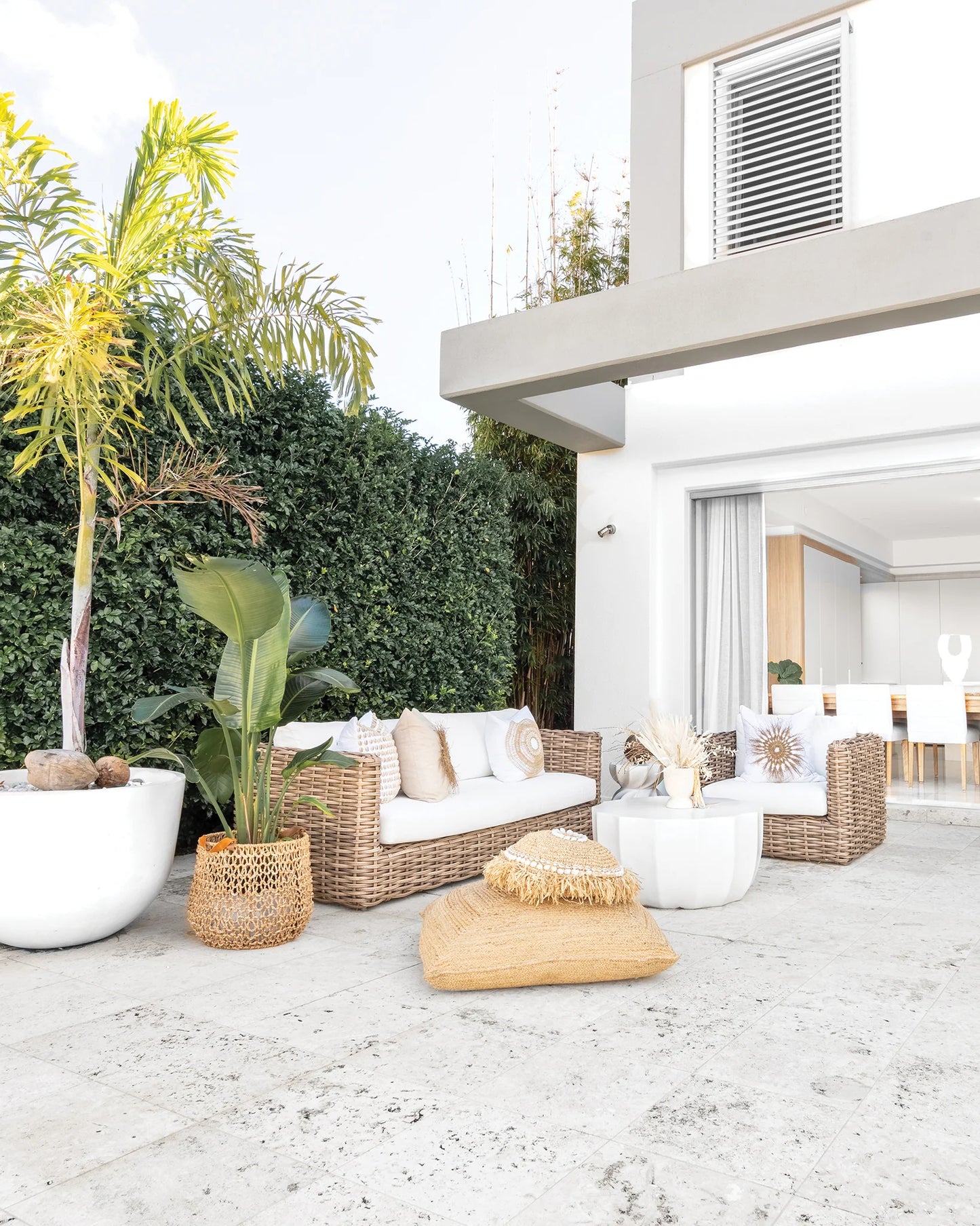 HIMBA OUTDOOR SOFA