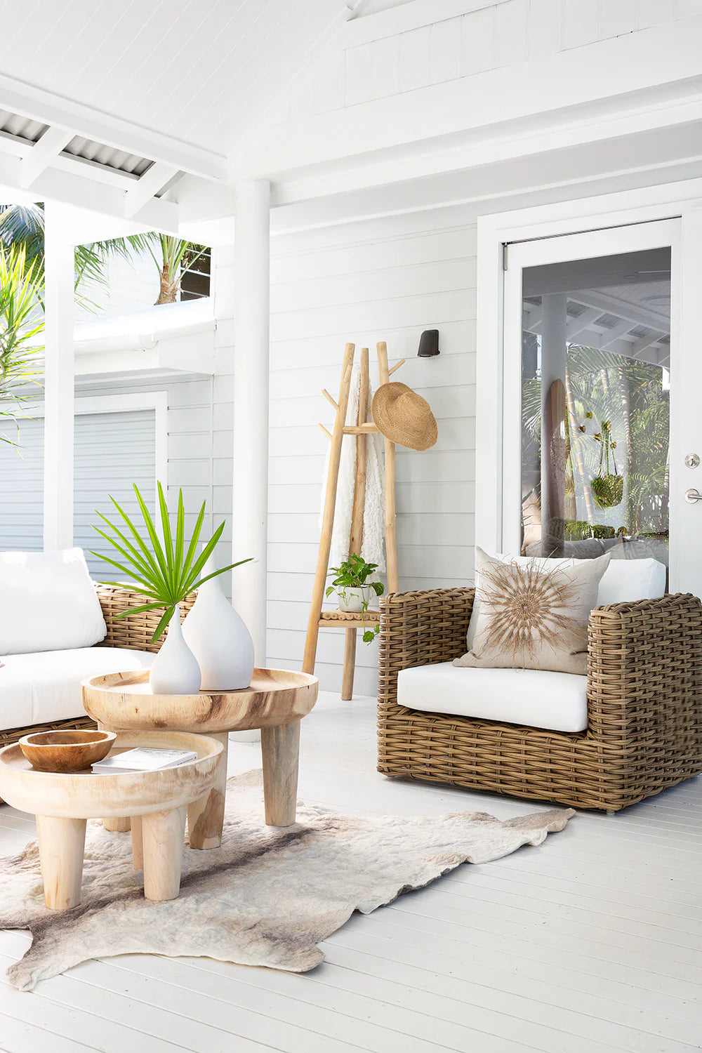 HIMBA OUTDOOR SOFA