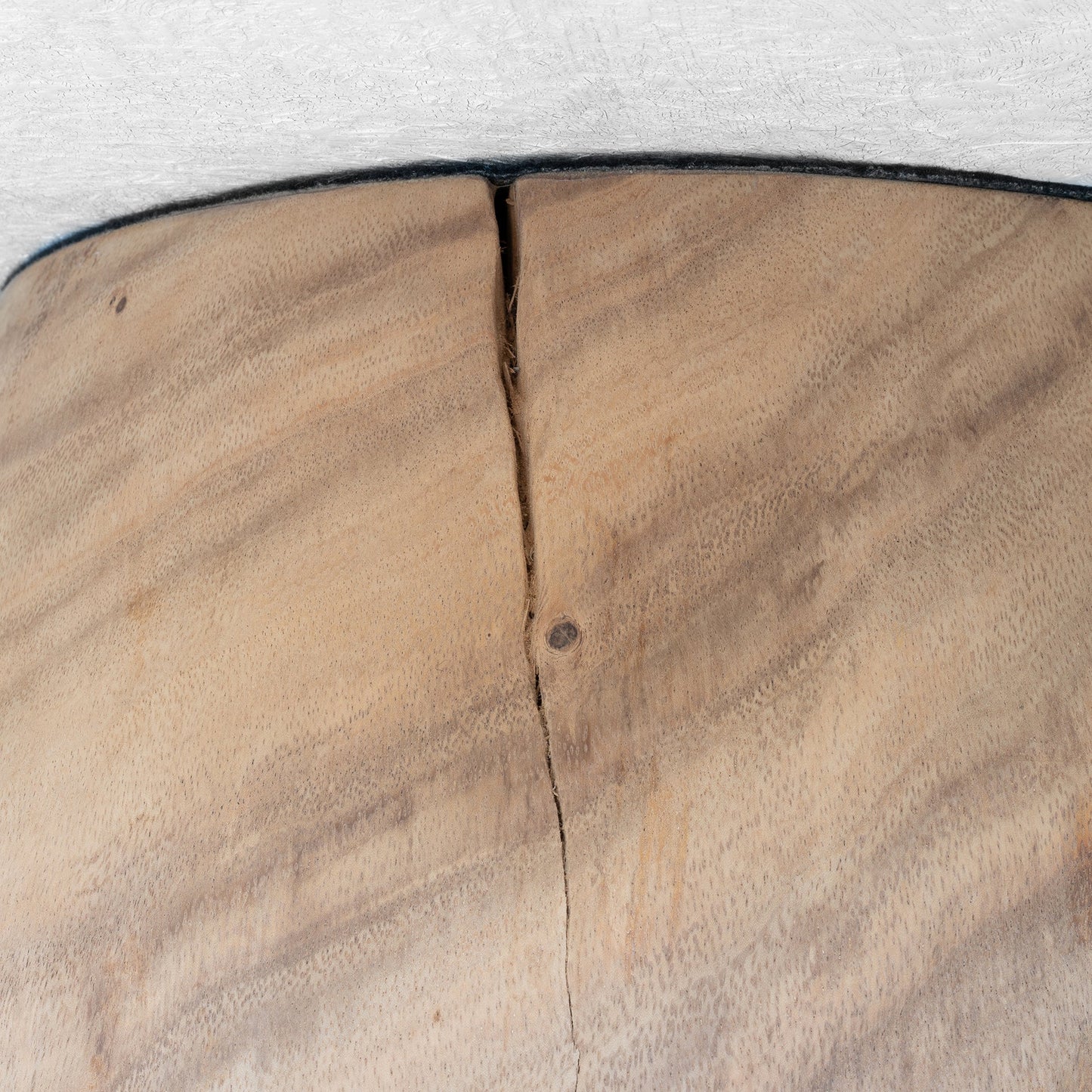 MALUKU DINING TABLE