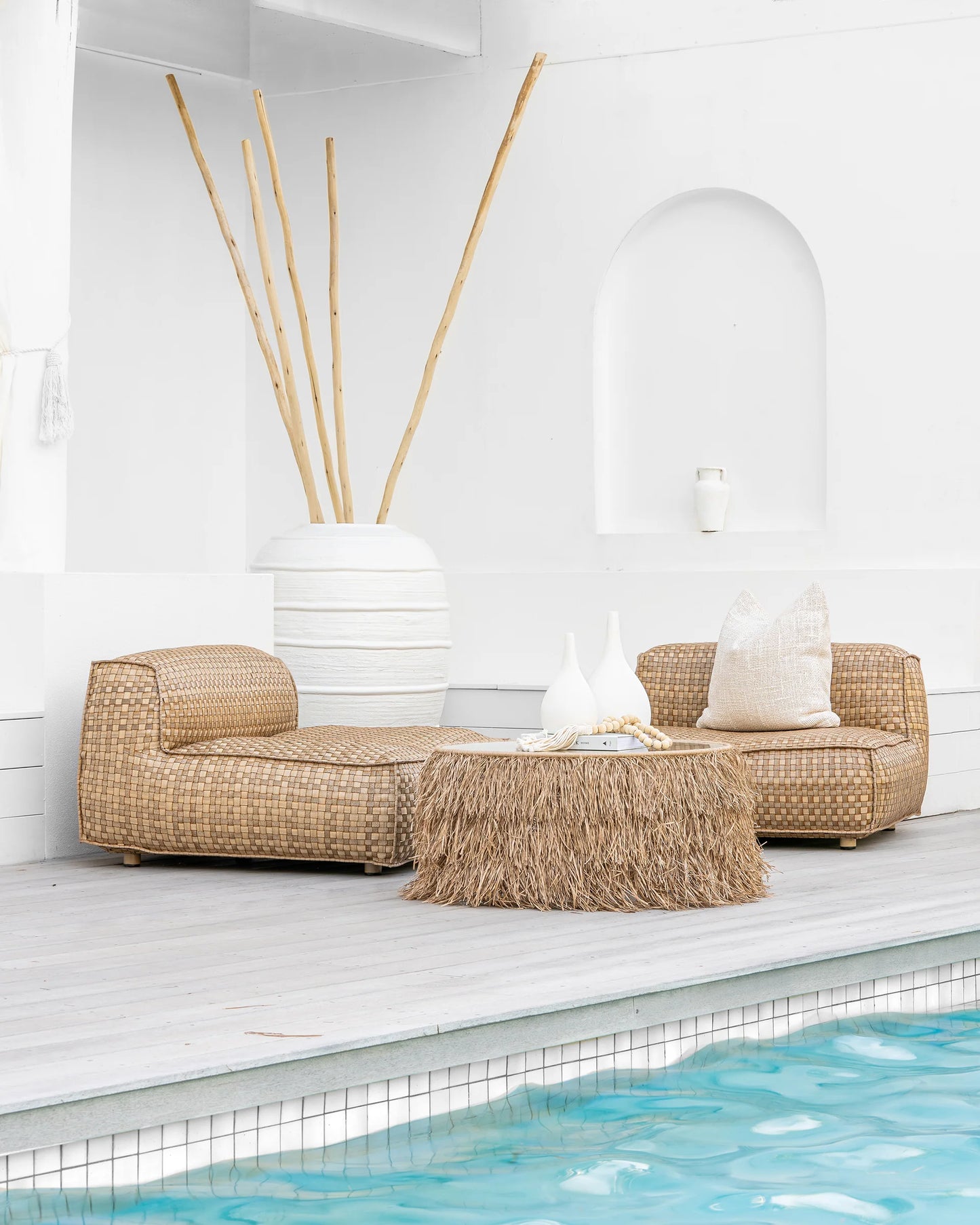 MASEKELA LOUNGER | FULL OUTDOOR