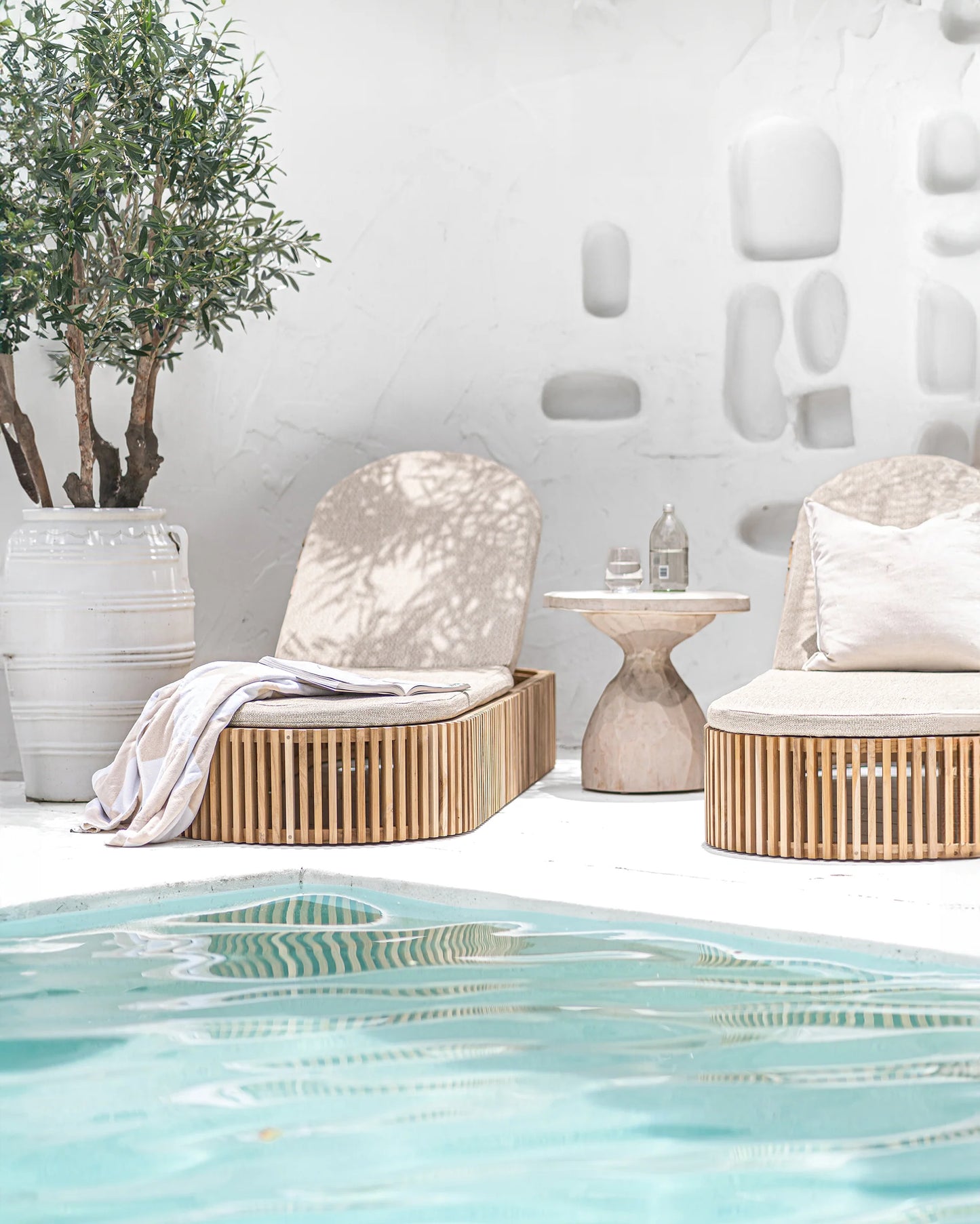 OMAANDA SUN LOUNGER | LUXURY NATURAL
